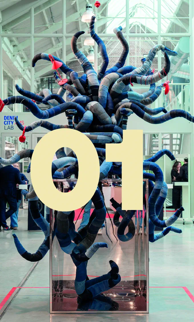 Jean Octo, a Se7en chair with denim tentacles
